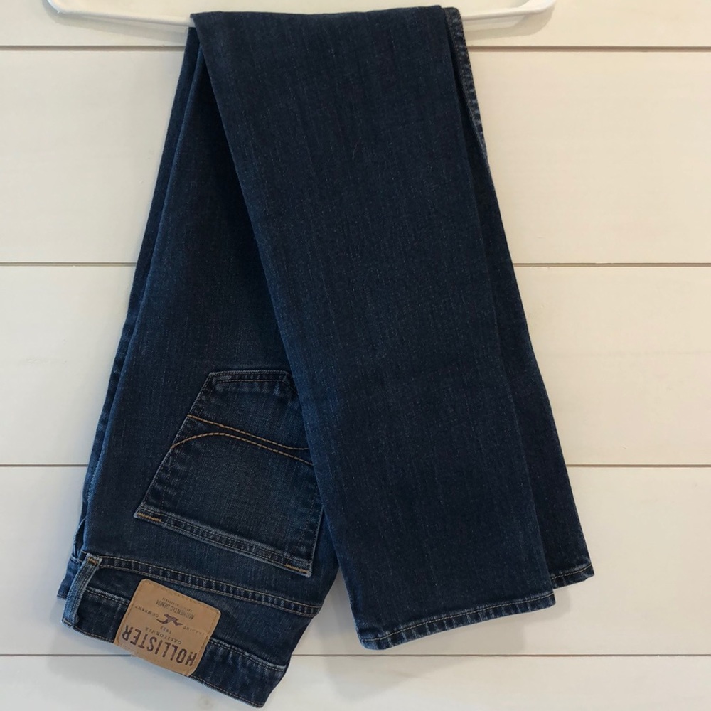 30x32 Hollister Jeans, SlimStraight, Button Fly, EUC